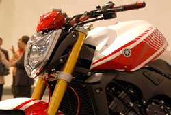 Юбилейный мотоцикл Yamaha FZ1 Abarth